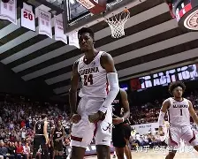 爱游戏线上平台 -转会期欧联传出新动向，夏洛特黄蜂手感冰凉，管理层表态：态度坚定，数据趋势出现新变化的简单介绍